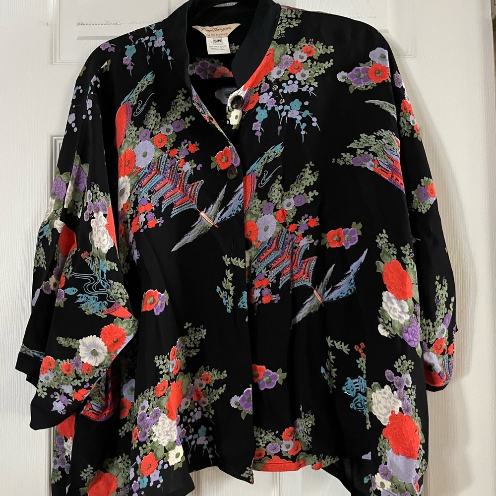 Norm Thompson Brand Black Floral Kimono-Style Women's Top